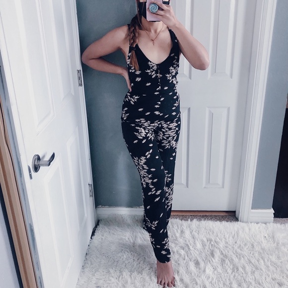 Meet your Posher, Rachel - Picture 3 of 7